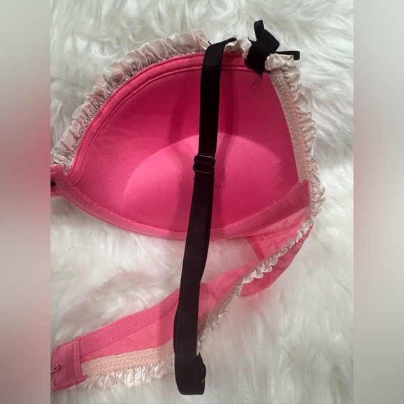 Sexy Little Things from Victorias Secret Pink Push Up Bra - Picture 8 of 9